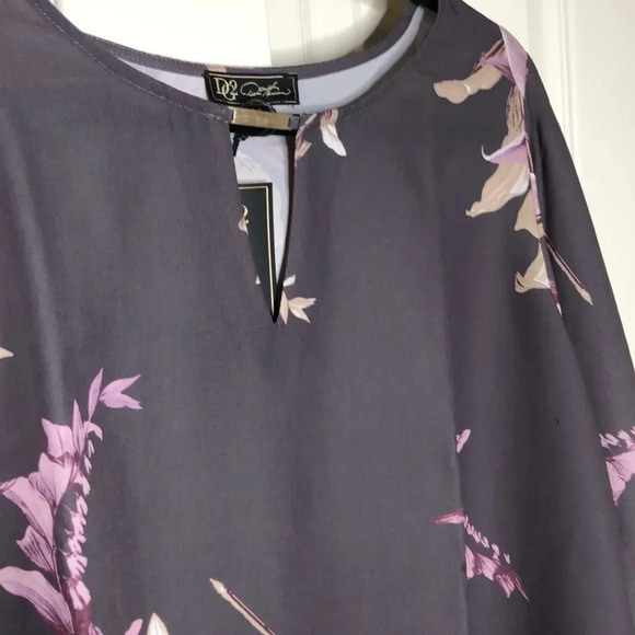 DG2 Diane Gilman Floral Blouse - Picture 3 of 8